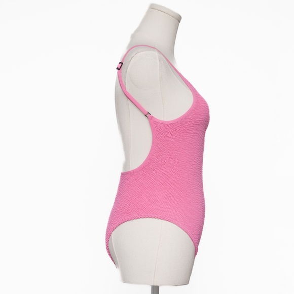 Bond-Eye Australia – Stretch Crinkle One-Piece Swimsuit - Picture 2 of 9